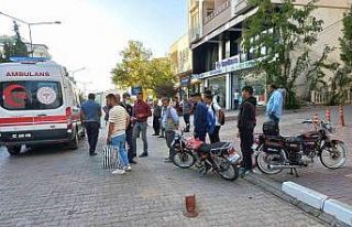 Otomobil ile motosiklet çarpıştı: 1 yaralı