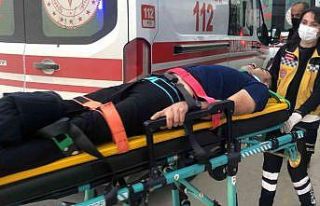 Otomobil köprüden dereye uçtu: 2 yaralı