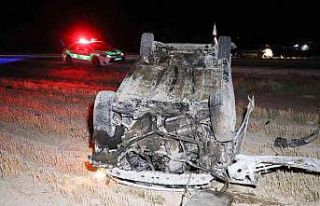 Otomobil takla atıp tarlaya düştü: 1 yaralı