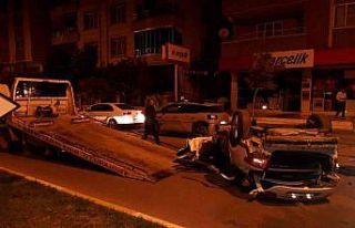 Otomobil takla attı: 3 yaralı