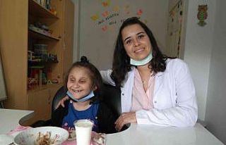 (ÖZEL) Bu eğitimler sayesinde engelli bireyler evlerine...