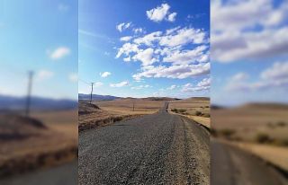 Özel İdare Çiçekdağı ilçesinde yol yapım çalışmalarını...