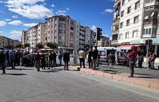 (Özel) Kaldırımda bekleyen vatandaşlar ölümden...