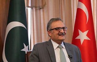 Pakistan Büyükelçisi Qazi: “Demokrasi devleti...