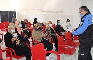 Polis okul okul bilgilendiriyor