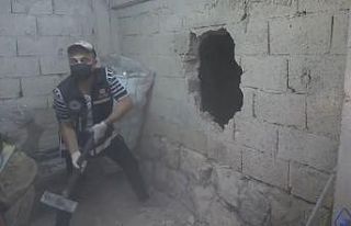 Polisten balyozlu operasyon