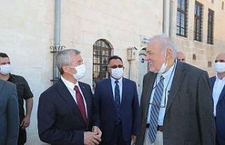 Prof. Dr. İlber Ortaylı tarihi mekanları gezdi