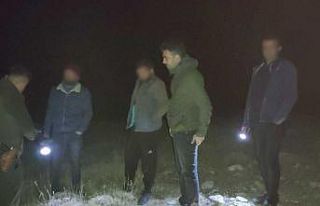 Projektörle yasadışı av yapan 3 kişiye 12 bin...