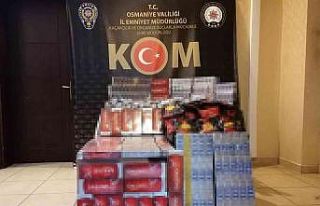 Saman torbalarının arasına gizlenmiş bin 360 paket...