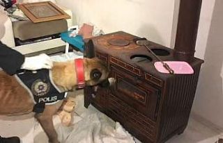 Samanlık ve soba içindeki uyuşturucu zulasını...