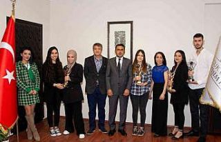 Selçuk İletişim, en çok ödül kazanan fakülte...