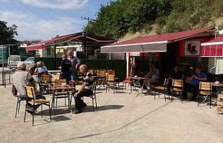 Selde dükkanlarını kaybeden esnaf, konteynır işyerlerinde...