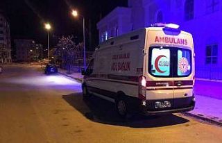 Seyir halinde devrilen motosikletin sürücüsü yaralandı