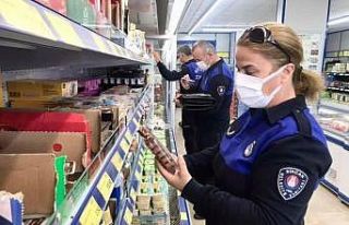 Sincan zabıtasından marketlere son kullanma tarihi...