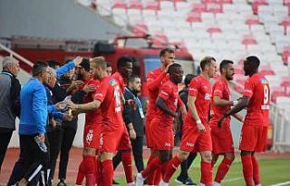 Sivasspor, evindeki yenilmezlik serisini 5 maça çıkardı