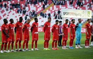 Sivasspor ligdeki beşinci beraberliğini aldı