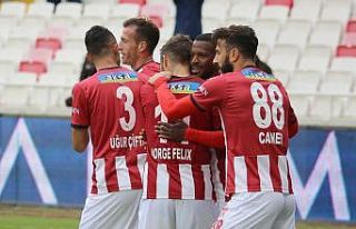 Sivasspor yenilmezlik serisini sürdürmek istiyor