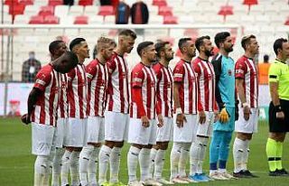 Sivasspor’da, zorlu Beşiktaş maçı öncesi 2...