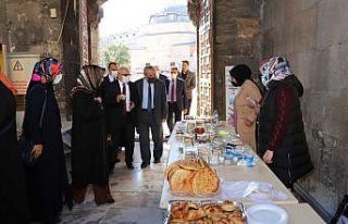 Sivas’ta Kur’an kursu öğreticileri hayır panayırı...