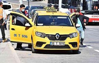 Sivil zabıta ekipleri yolcu gibi bindikleri taksileri...