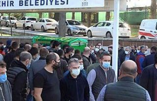 Sosyal medyaya inandı, aşı olmadı...Hayata veda...