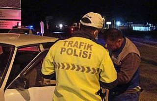 Şuhut’ta polisten sürücülere şok ’alkol’...