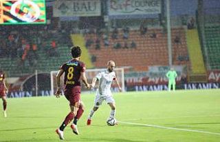 Süper Lig: Aytemiz Alanyaspor: 2 - Göztepe: 2 (Maç...
