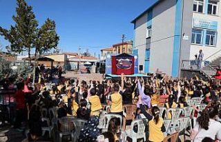 Talas’ın çocuklarına özel tiyatro