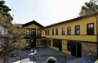 Tarihi Sümbüllü Bahçe yeniden kapılarını açtı