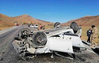 Tatvan-Hizan karayolunda kaza: 1 ölü, 4 yaralı