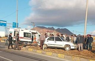 Tatvan’da trafik kazası; 1 yaralı