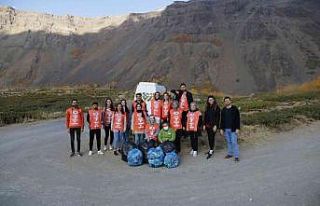 TEMA Bitlis gönüllülerinden Nemrut Kalderasında...