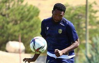 Tetteh: "Güzel bir aile ortamı yakaladık"