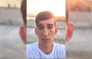 Ticari taksi ile motosiklet çarpıştı: 1 ölü