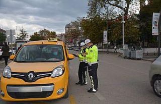 Trafikte pandemi denetimleri sürüyor