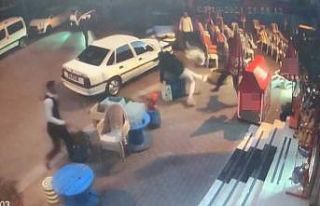 Tüfekle düğünü bastı, davetliler kaçacak yer...