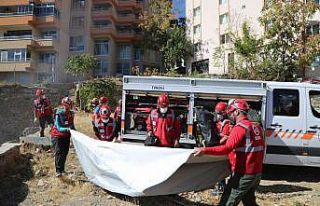 Tunceli’de AFAD gönüllüleri ve sivil toplum örgütleri...