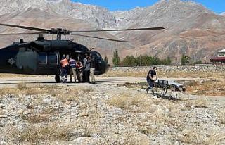 Tunceli’de askeri helikopterler, kurtarma operasyonları...