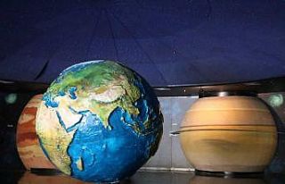 Türkiye’nin ilk Tabiat Tarihi Müzesi ile öğrenciler...