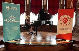 Türkiye’nin Washington Büyükelçiliğinde Cumhuriyet...