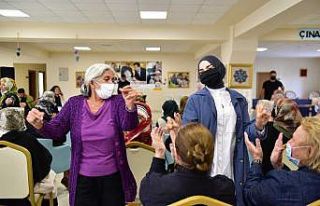 Tuzla’da 65 yaş üstü büyükler unutulmaz bir...