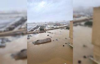 Umman’ı tropik fırtına vurdu: 1 çocuk öldü