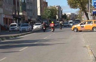 Ümraniye’de scooter faciası: İETT aracını altında...
