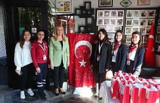 Üniversite öğrencilerine yardım kampanyasında...