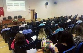 Üniversite personeline afet farkındalık eğitimi