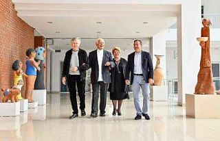 Usta sanatçı Tekcan’dan Başkan Ataç’a ziyaret