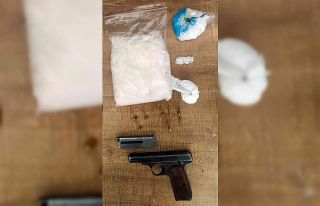 Uyuşturucu taciri motosikletli polis timlerinden...