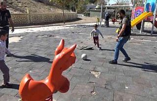 Uyuşturucudan temizlenen bölgeden çocuk sesleri...