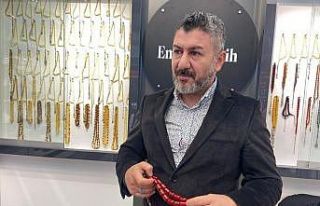 Uzmanı meraklılarını eskitilmiş sahte tespihlere...