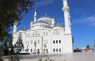 Uzun Mehmet Camii’ne büyük ilgi: 5 ayda 300 bin...
